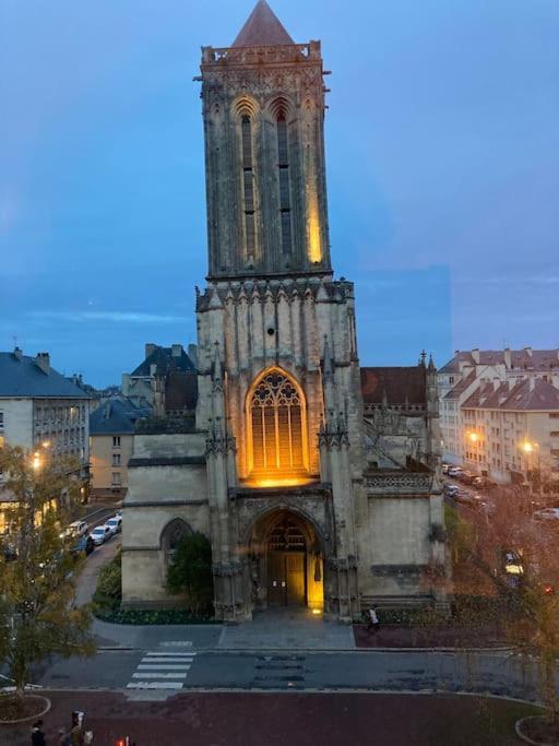 Appart 90M2 Lumineux, Centre, Vue Eglise Penchee Caen Exterior photo